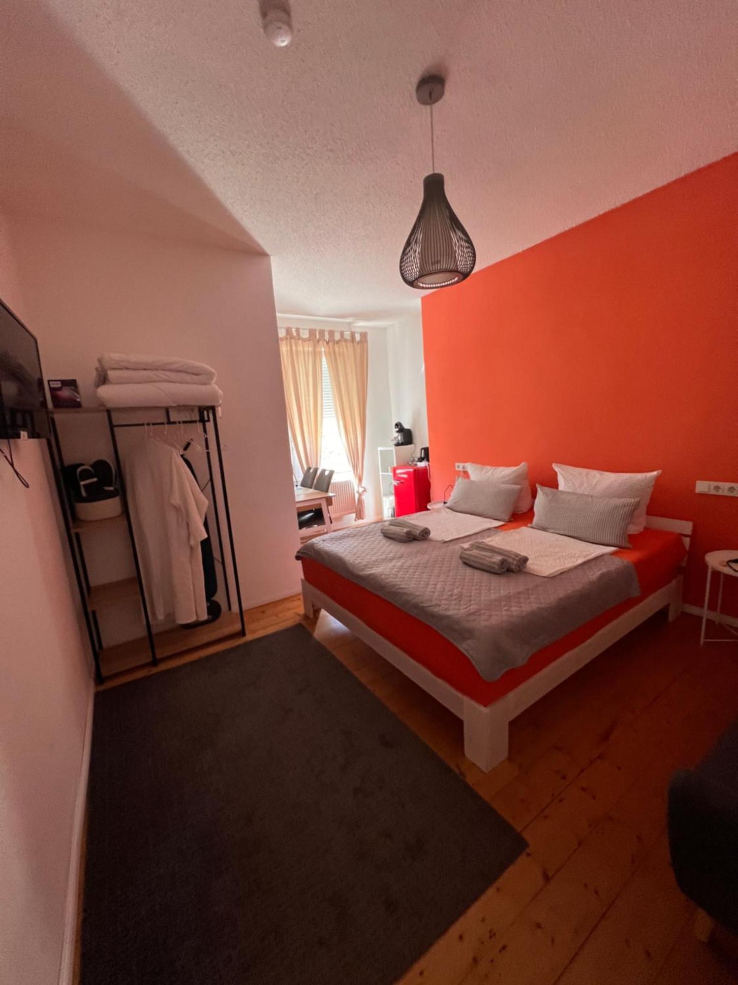 O&W Ferienhaus Mit Pool Naehe Nuerburgring, Adenau Exteriör bild